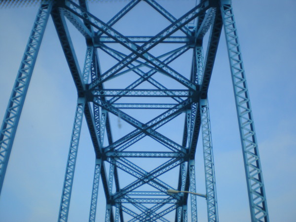 bridge600.jpg